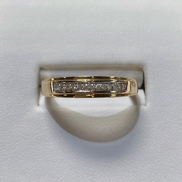 Yellow Gold 10kt. Diamond Ring 0.10ct