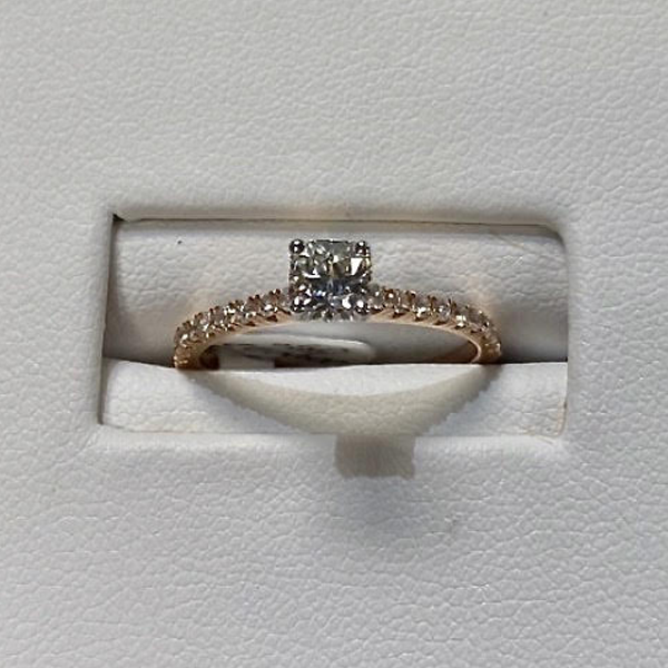 Rose Gold 14kt. Canadian Victor Cushion Cut Diamond 0.80ct
