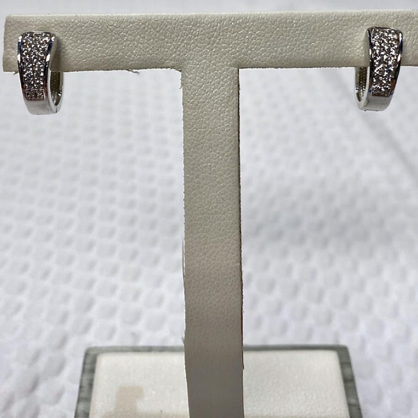 Silver Cubic Huggies