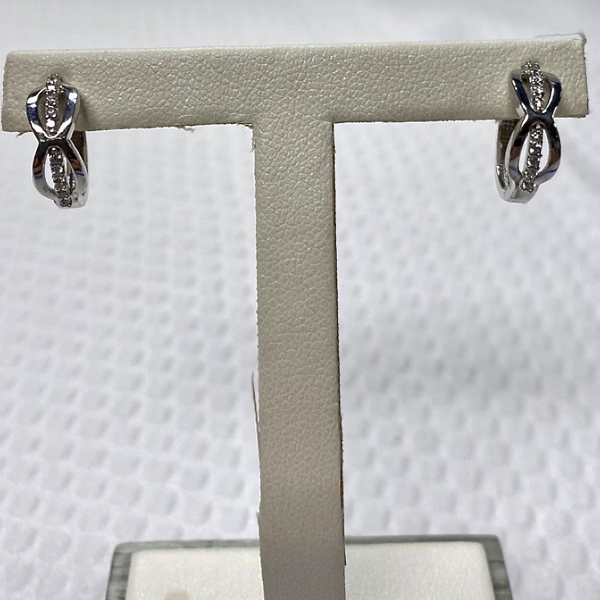 Silver Cubic Huggies