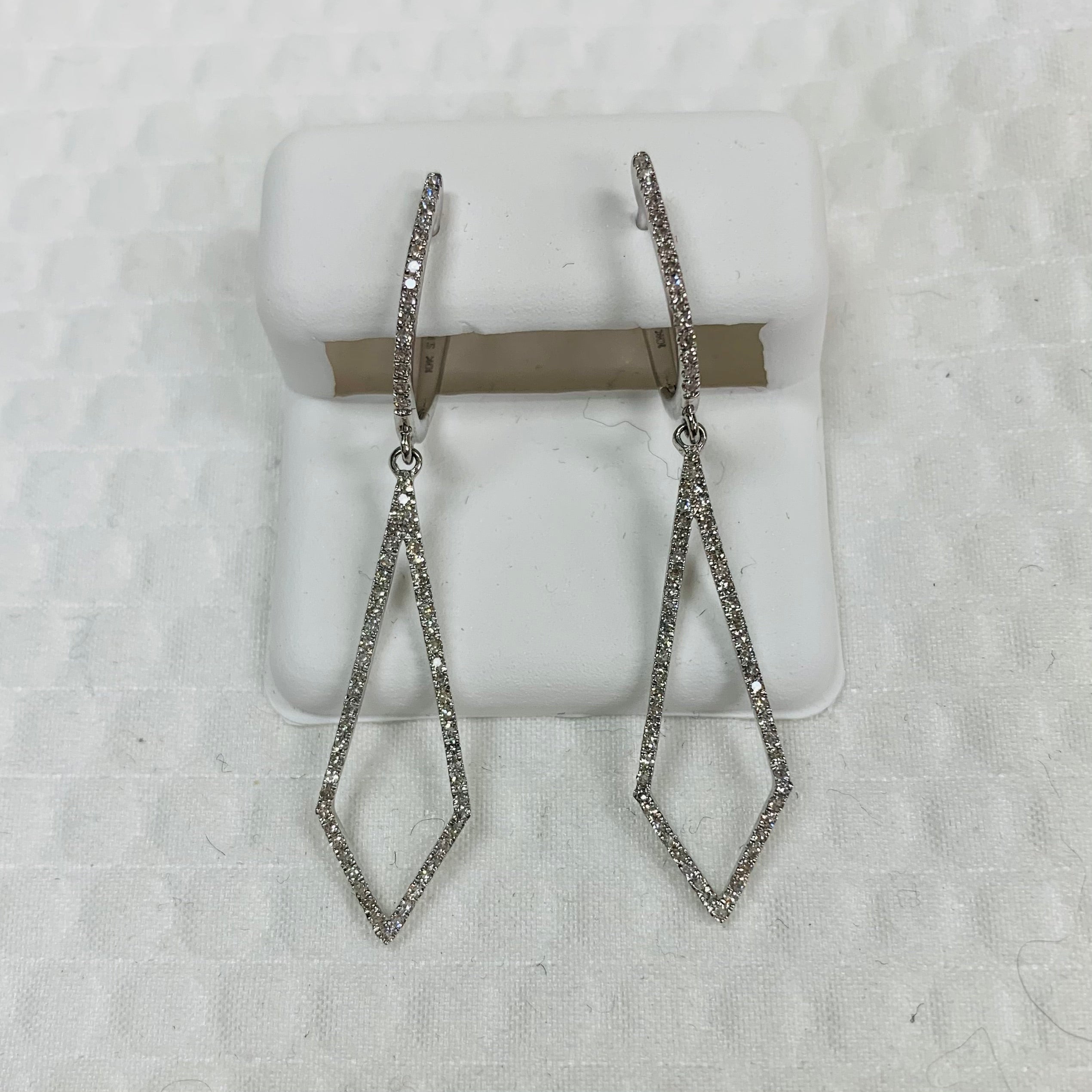 10kt White Gold .33cttw Dangle Diamond Earrings