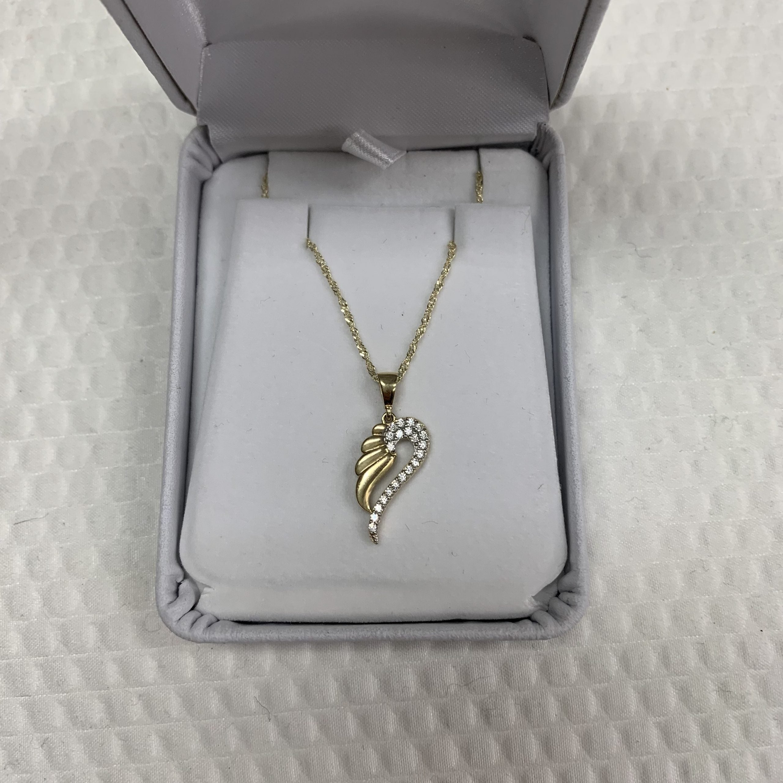 10kt Yellow Gold Cubic Angel Wing Pendant