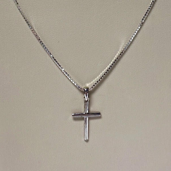 Silver Chain 18" & Cross