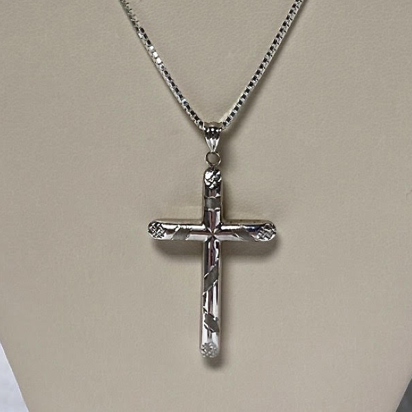 Silver Chain 18" & Cross