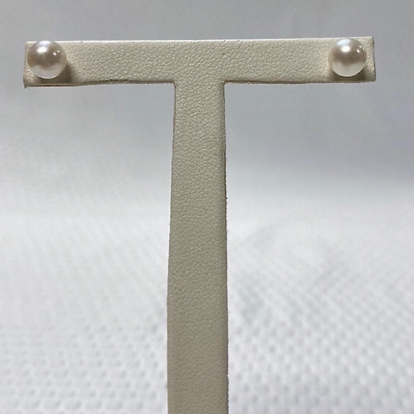 Pearl Studs 6mm