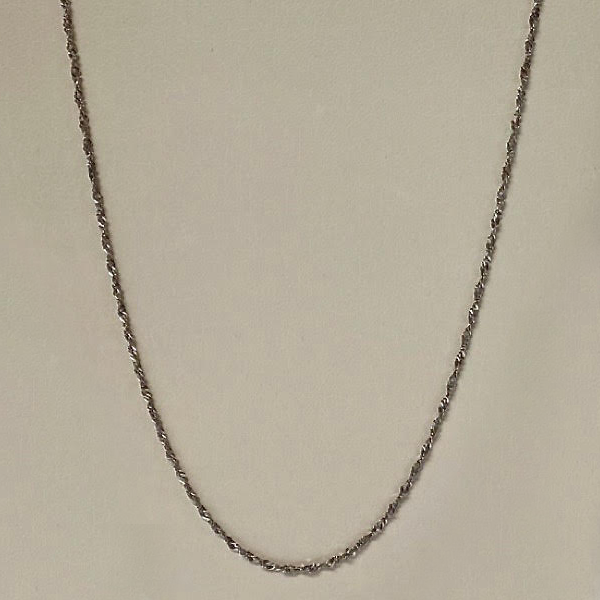 White Gold 10kt. Medium Singapore 18"