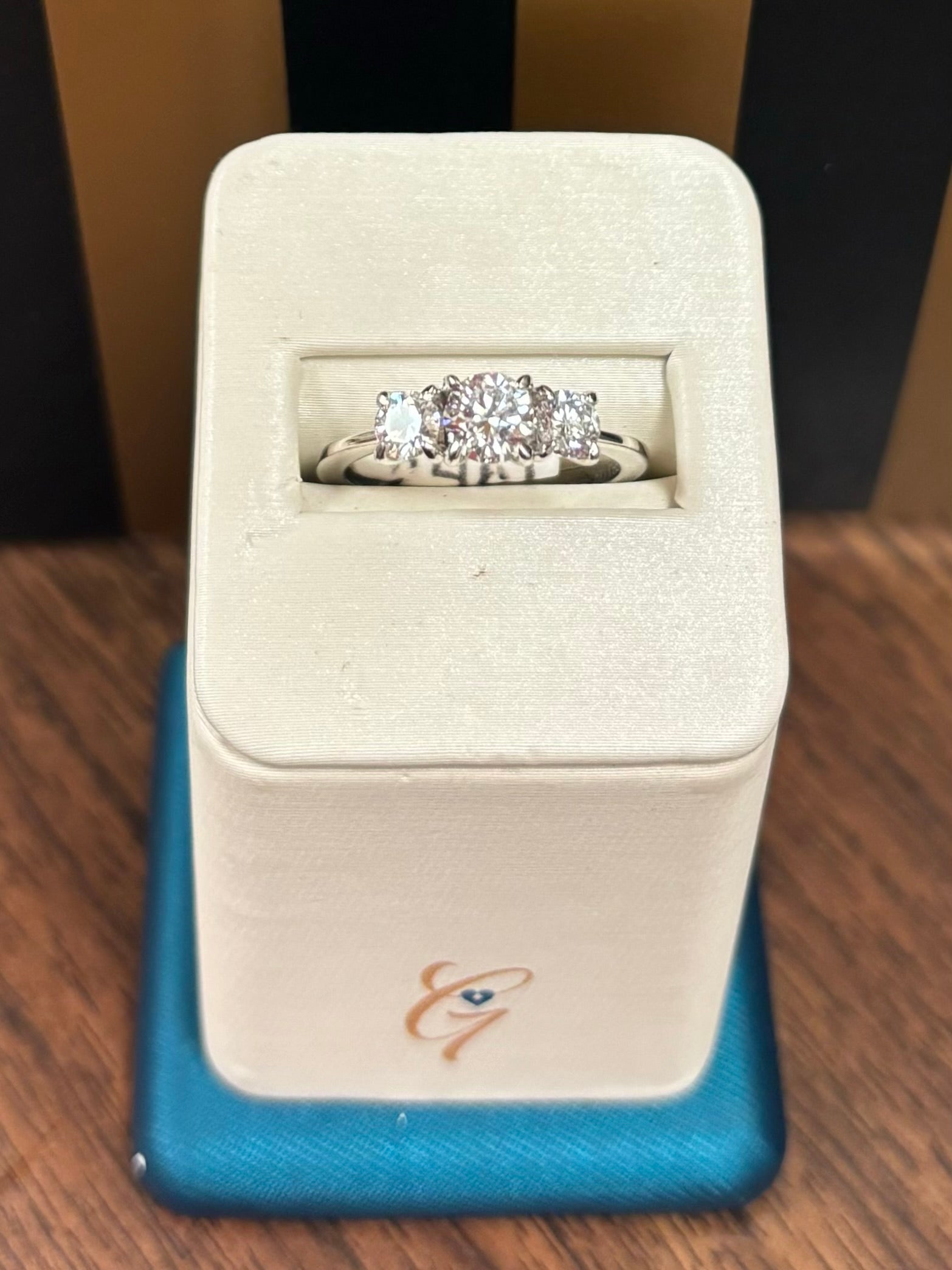 14kt white gold 3-stone 1.00cttw lab grown diamond ring
