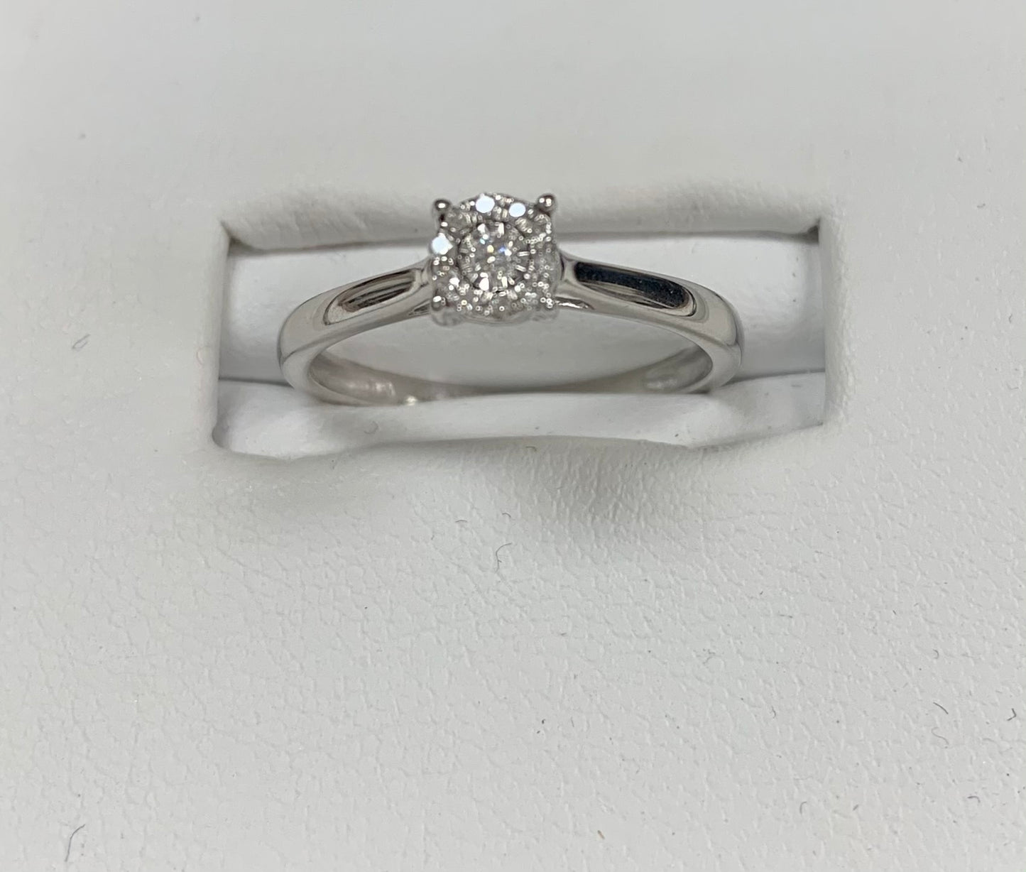 10kt White Gold .05cttw Diamond Ring