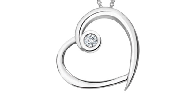 10kt White Gold Diamond Heart Pendant