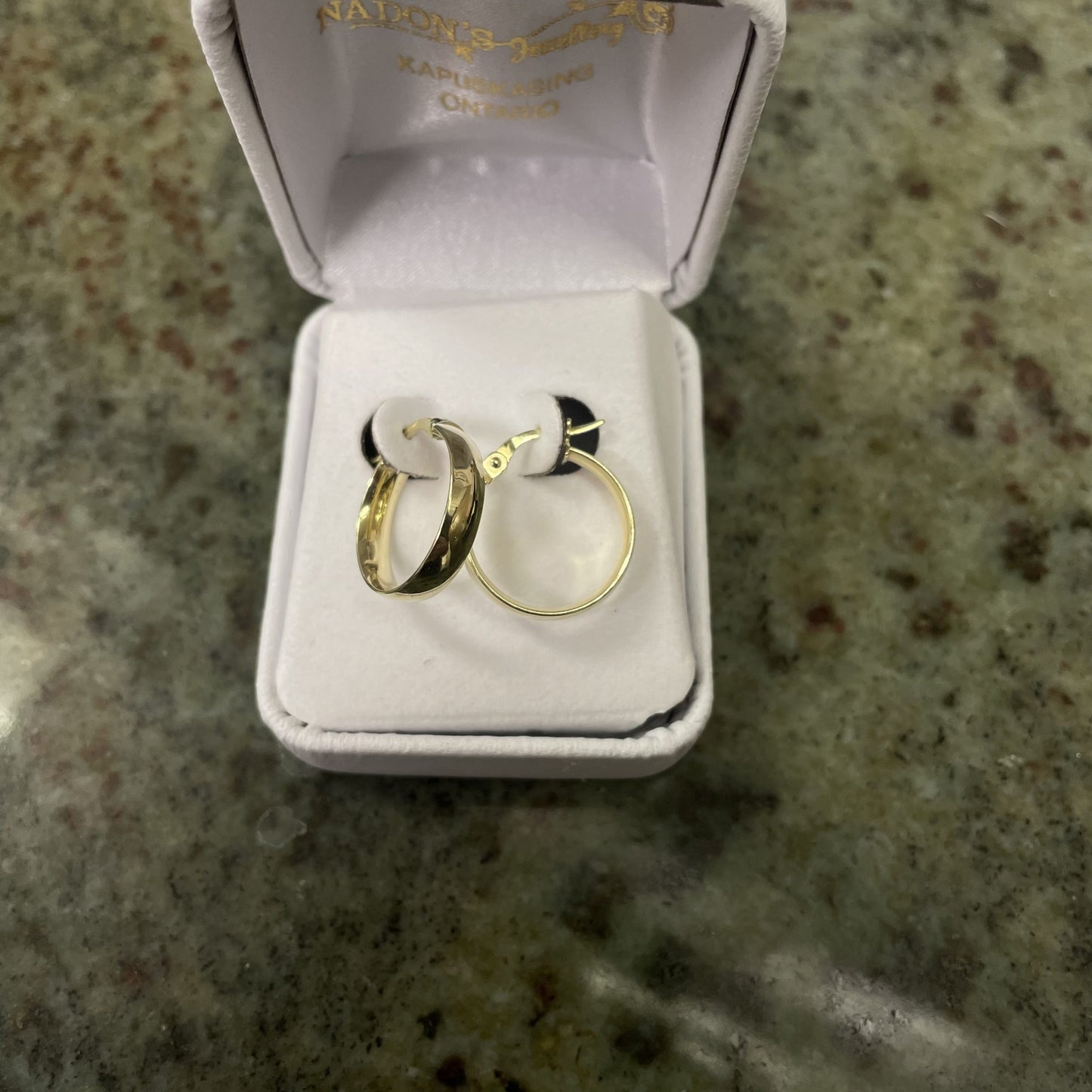10kt yellow gold plain hoops