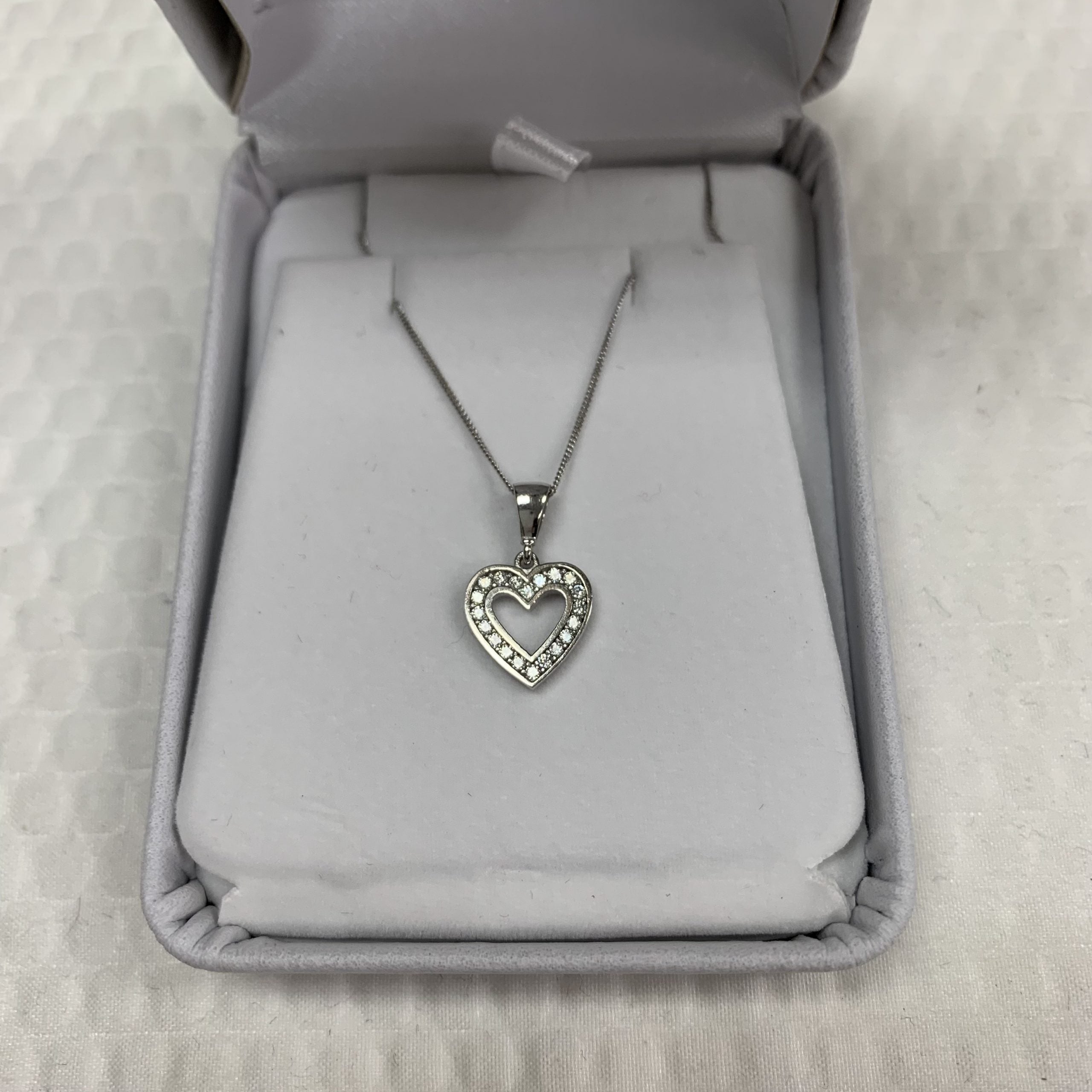 10kt White Gold Cubic Heart Pendant
