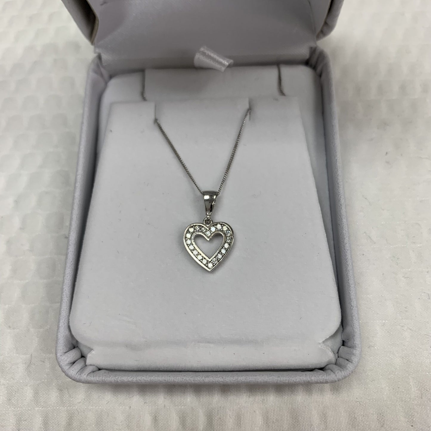 10kt White Gold Cubic Heart Pendant