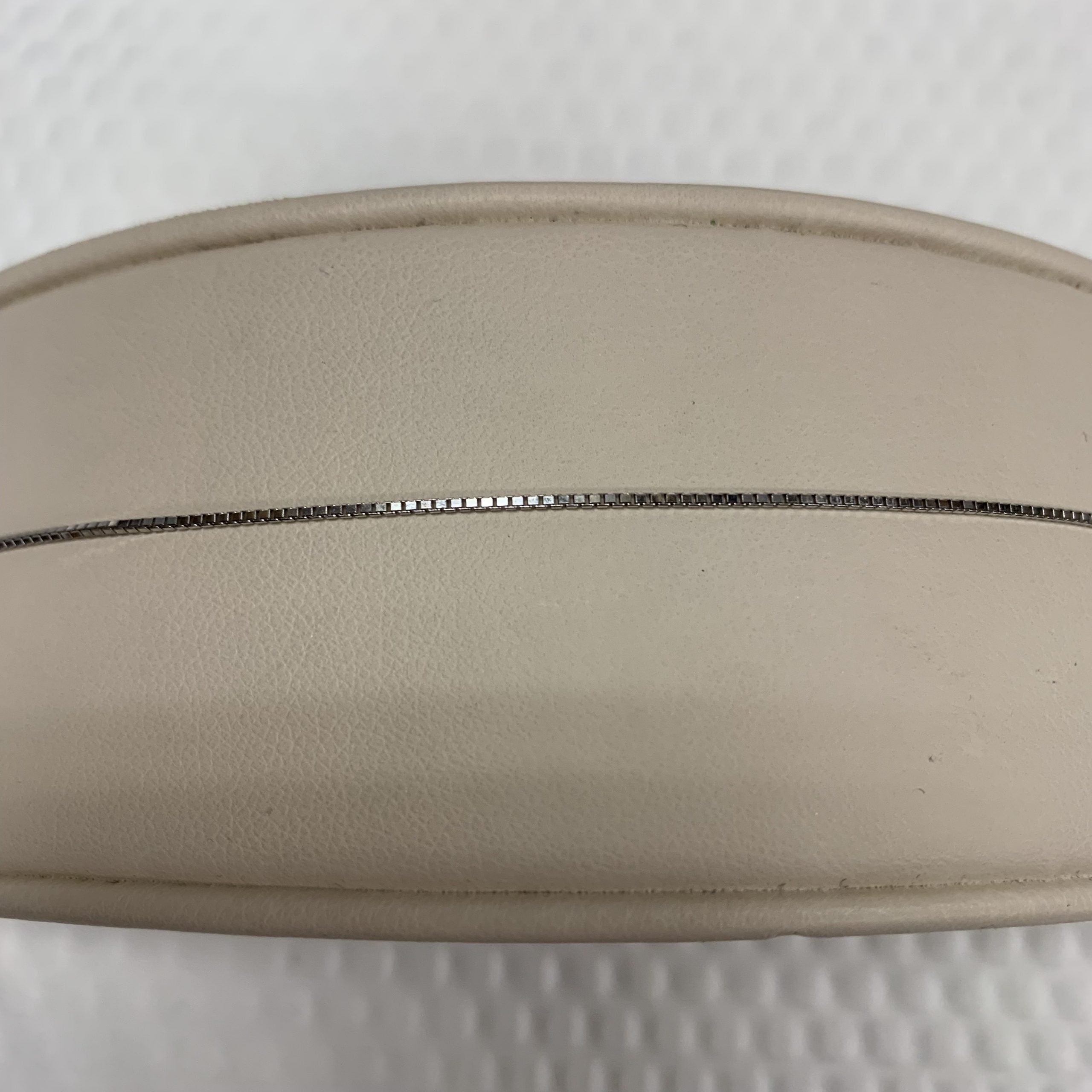 10kt White Gold Anklet Box
