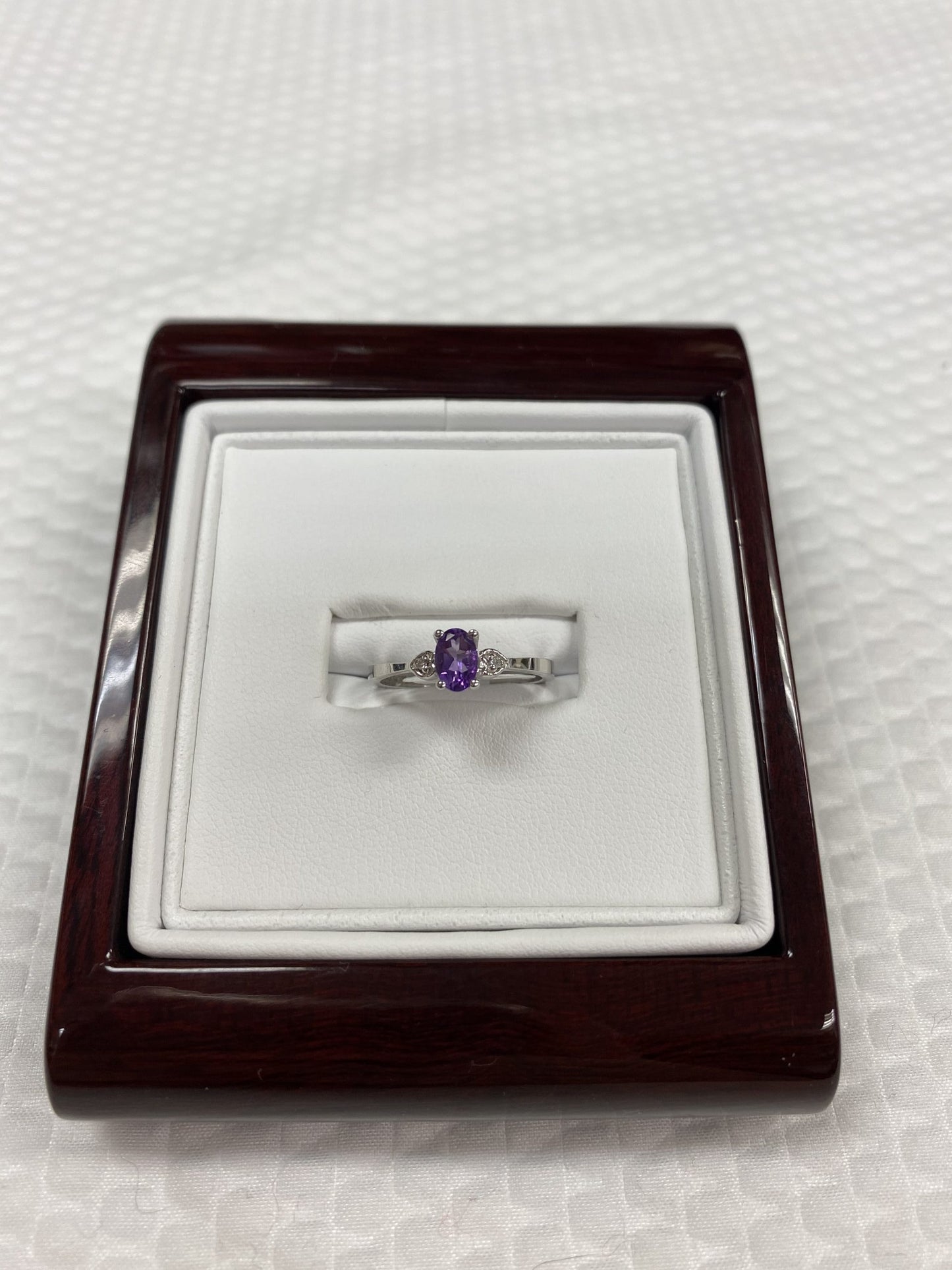 10kt White Gold Diamond and Amethyst Ring