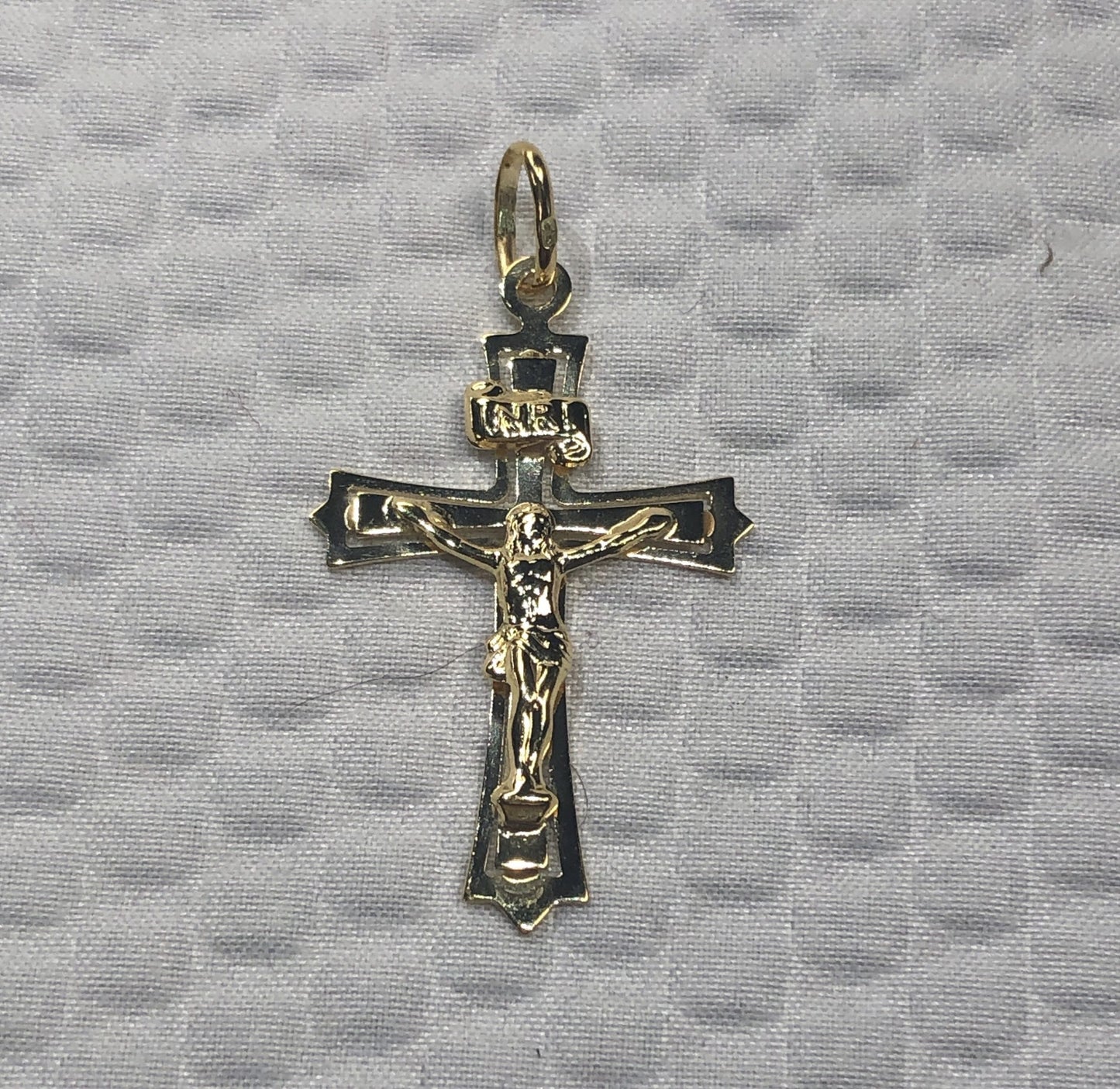 Crucifix- Yellow Gold 10kt. Pendant