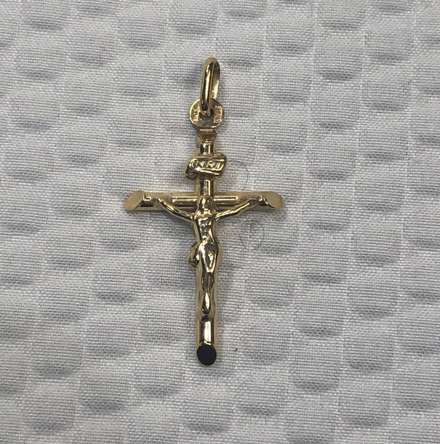 Crucifix- Yellow Gold 10kt. Pendant